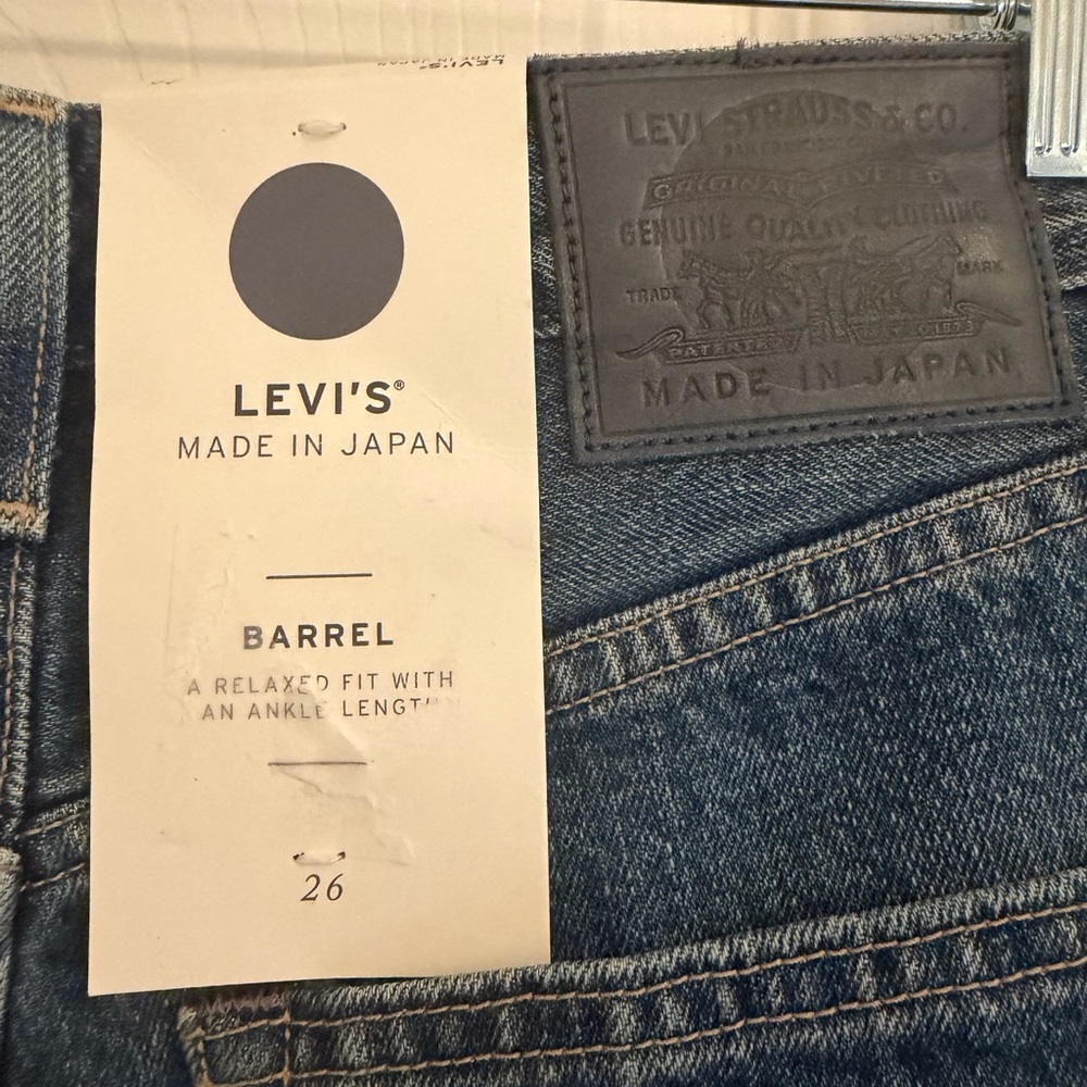 NWT Levi’s Made in Japan Barrel Leg Jeans | Size 26 - Picture 5 of 16